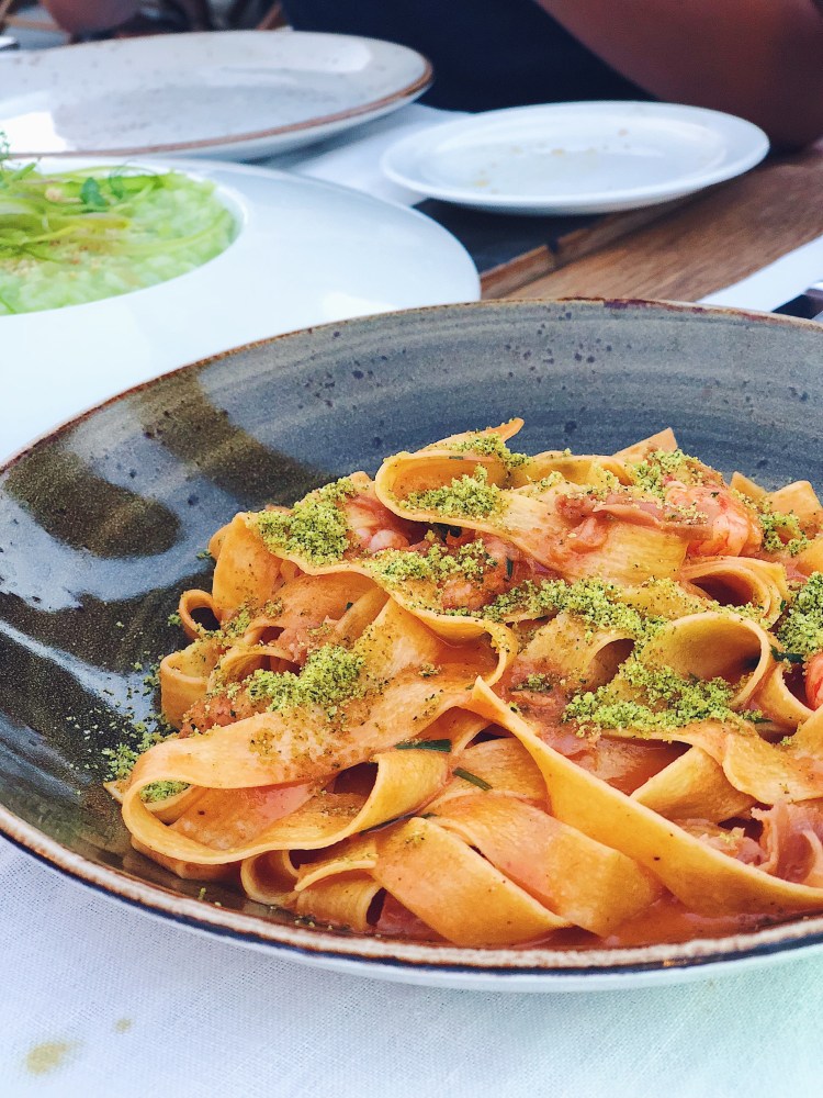 ac62ce01-7a4a-43dd-b020-7079a5b3f97b